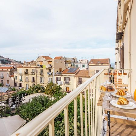 Casa E Arte Apartment Соренто Екстериор снимка