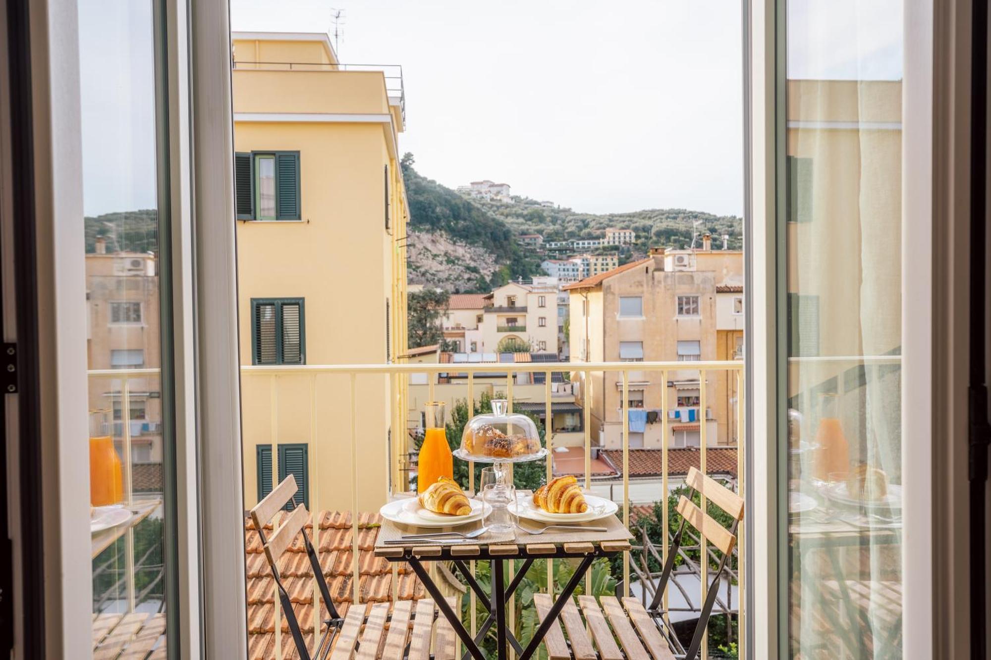 Casa E Arte Apartment Соренто Екстериор снимка